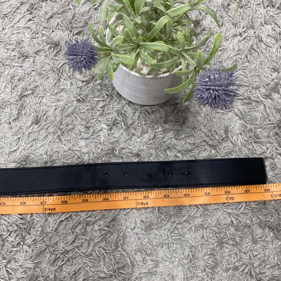 Michael Kors Leather Belt (30) - Picture 4 of 4
